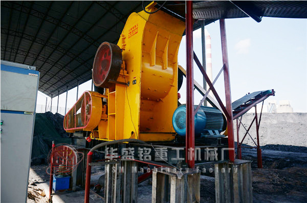 供應(yīng)高產(chǎn)量雙級無篩底粉碎機技術(shù)參數(shù)及價格