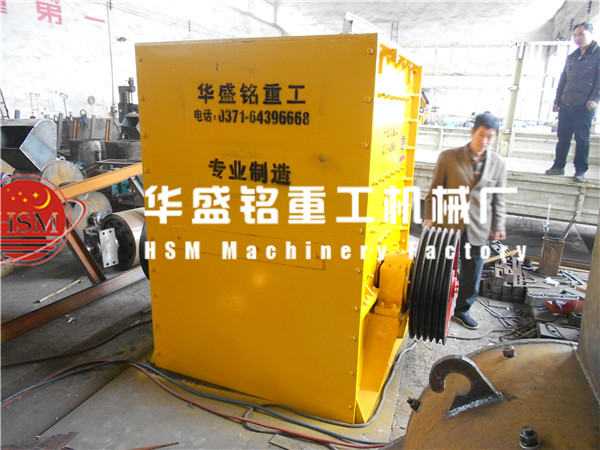 供應(yīng)大型液壓巨石破碎機(jī)型號(hào)參數(shù),價(jià)格多少