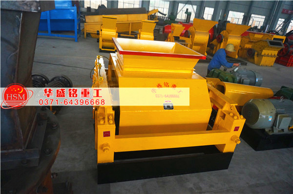 供應(yīng)封閉式環(huán)保型500t/h破碎機(jī)齒輥生