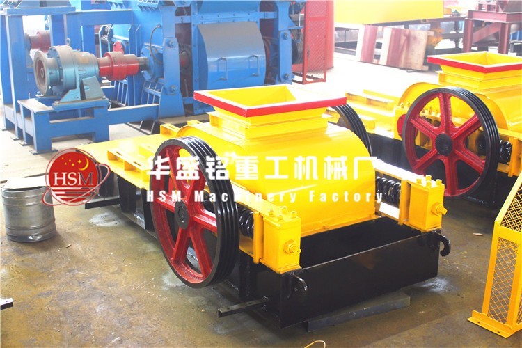 磚廠用對輥機一天破碎多少廢磚渣