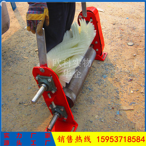 供應(yīng)滾刷式皮帶機清掃器防爆電動滾刷清掃器
