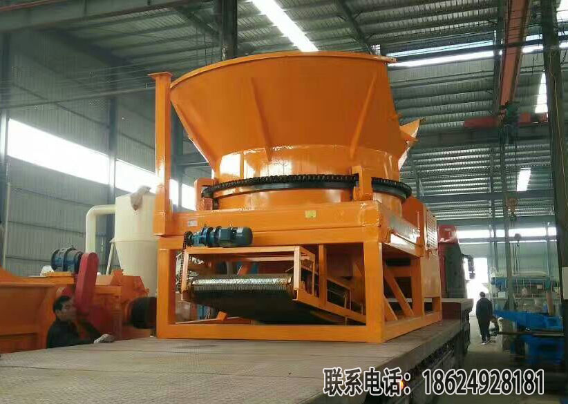 品牌創(chuàng)新促進全自動旋轉(zhuǎn)式樹根破碎機發(fā)展