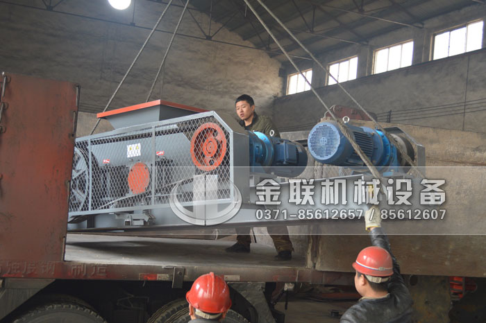 供應(yīng)鞏義哪個(gè)廠家生產(chǎn)的卵石破碎機(jī)質(zhì)量好