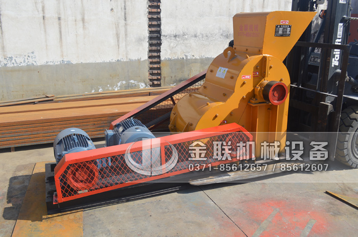 供應(yīng)雙擊破碎機(jī)廠家那么多,哪個(gè)廠家好