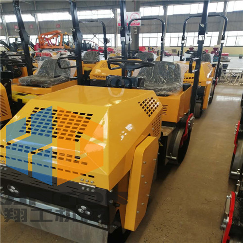 小型壓路機  內蒙用壓路機廠家  小壓路