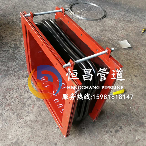石油化工企業(yè)圓形橡膠補(bǔ)償器什么情況下安裝