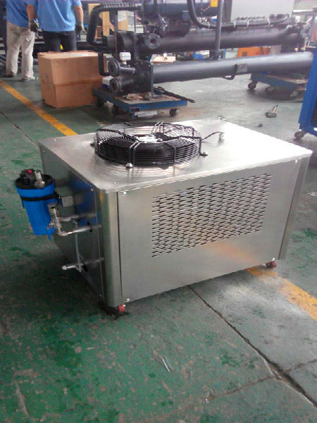 供應(yīng)上海箱式冷水機(jī)，嘉定冷水機(jī)組