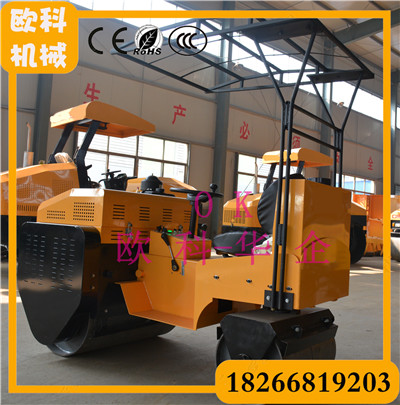 迷你軋道機(jī) 常柴風(fēng)力雙輪壓路機(jī)